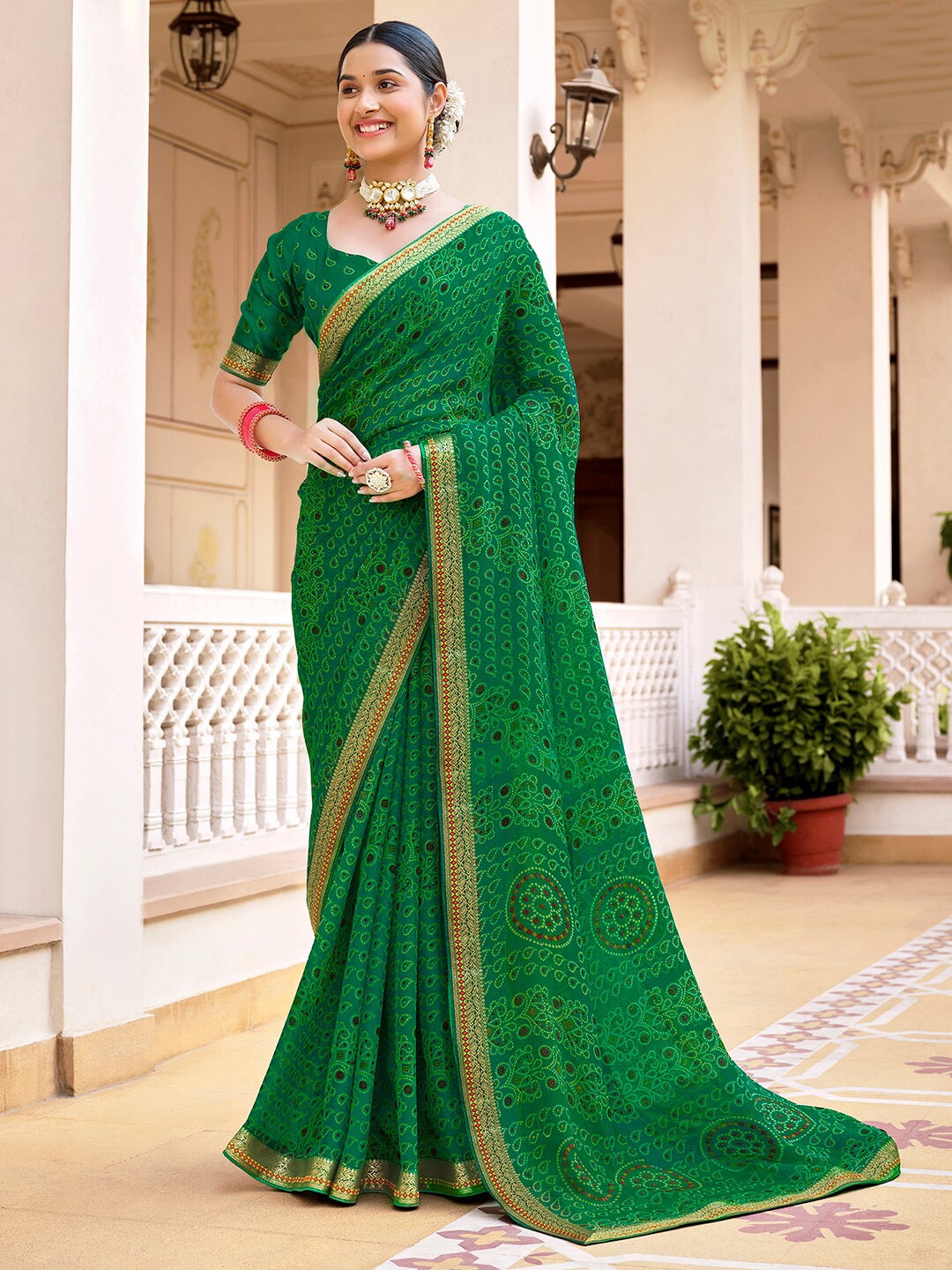 

Mitera Green Bandhani Printed Pure Chiffon Bandhani Saree