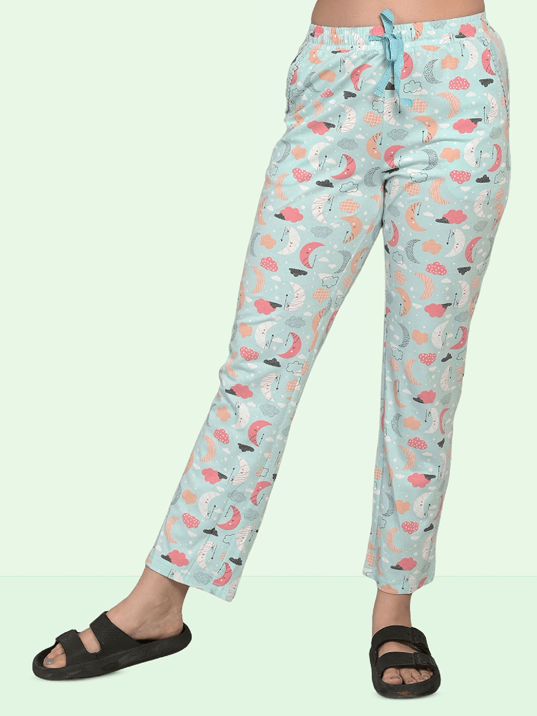 

MAYSIXTY Women Printed Pure Cotton Lounge Pants, Green