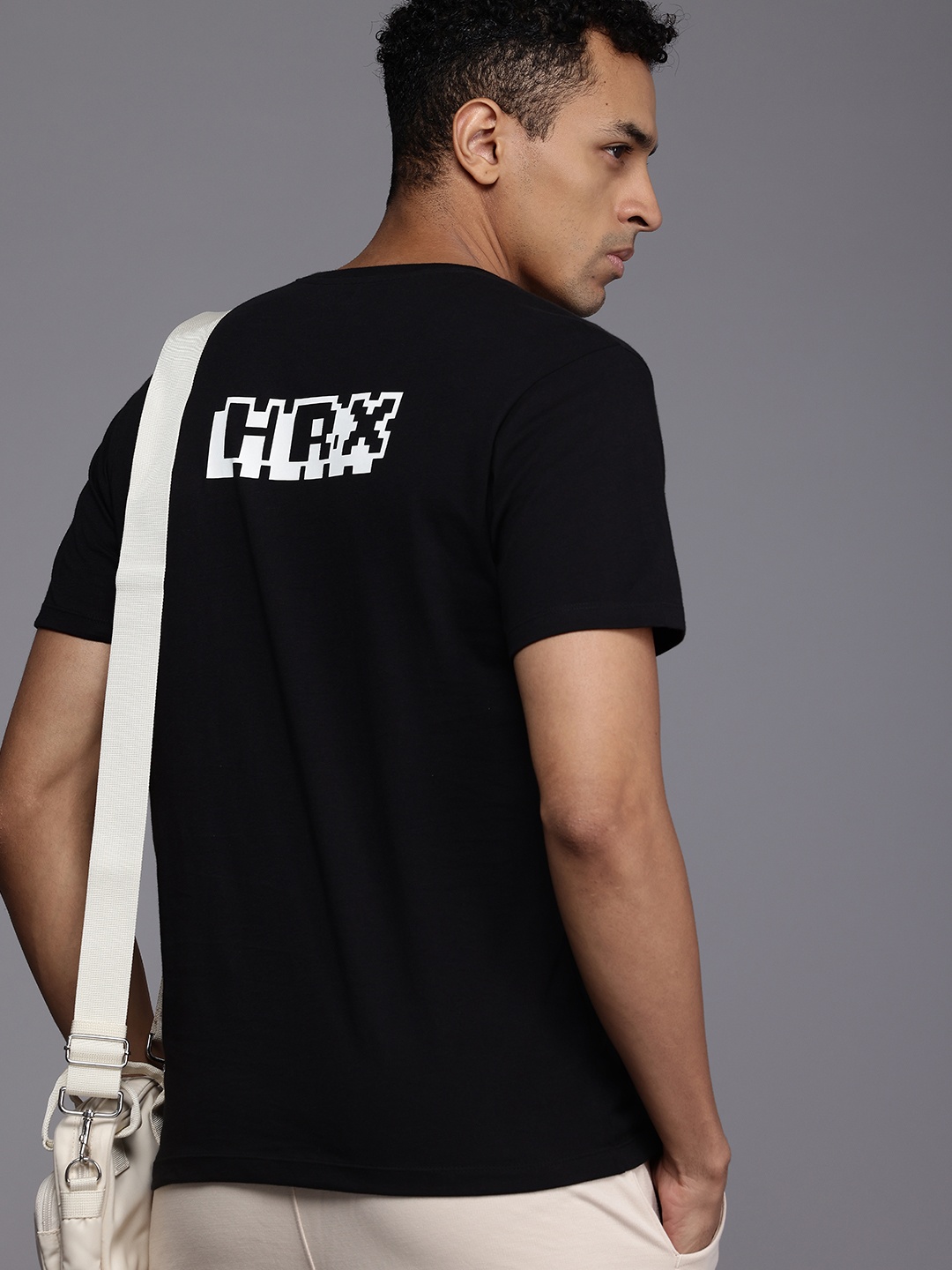 

HRX by Hrithik Roshan Men Lifestyle Brand Logo Printed T-shirt, Black