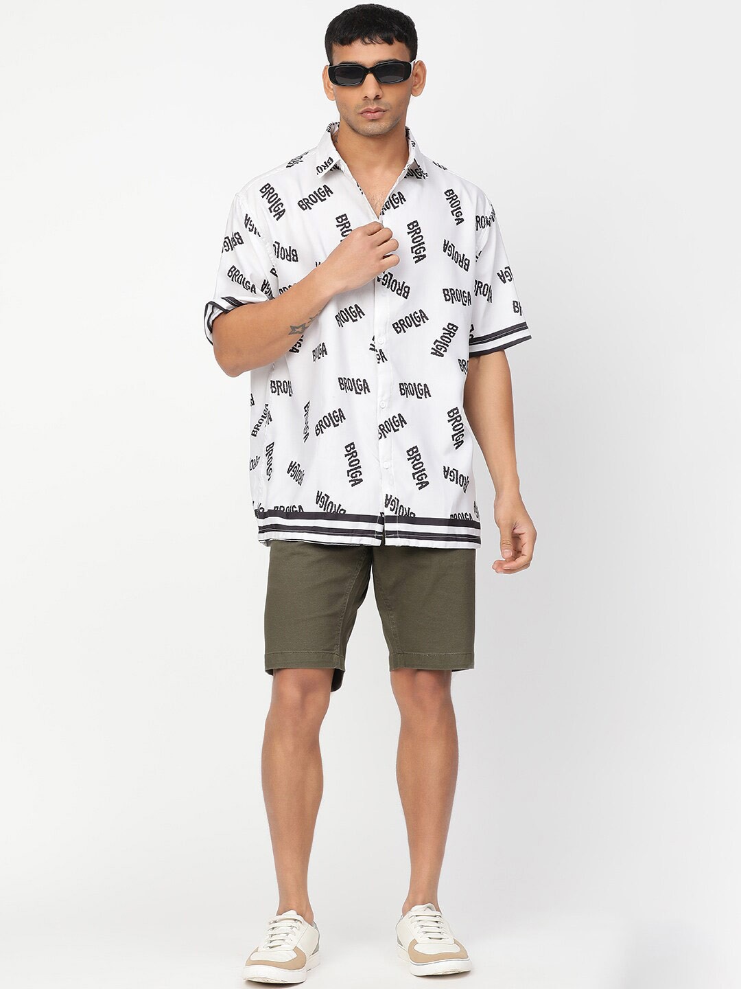 

HEMSTERS Comfort Typographic Printed Spread Collar Relaxed Fit Cotton Casual Shirt, White