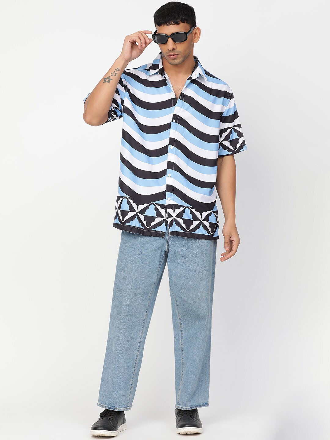 

HEMSTERS Comfort Striped Spread Collar Short Sleeves Cotton Relaxed Fit Casual Shirt, Blue