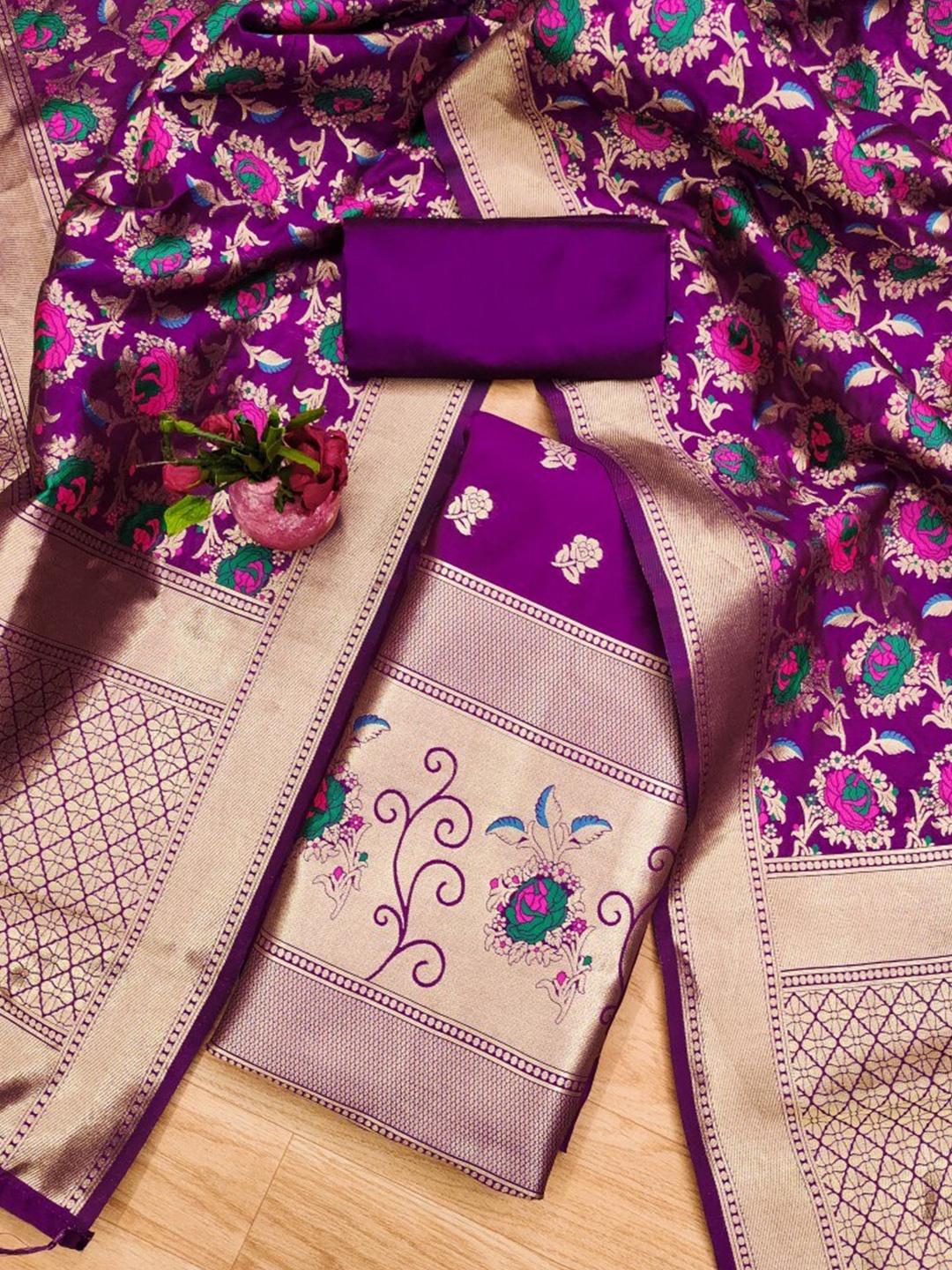 

Momina Fashion Unstitched Dress Material, Purple