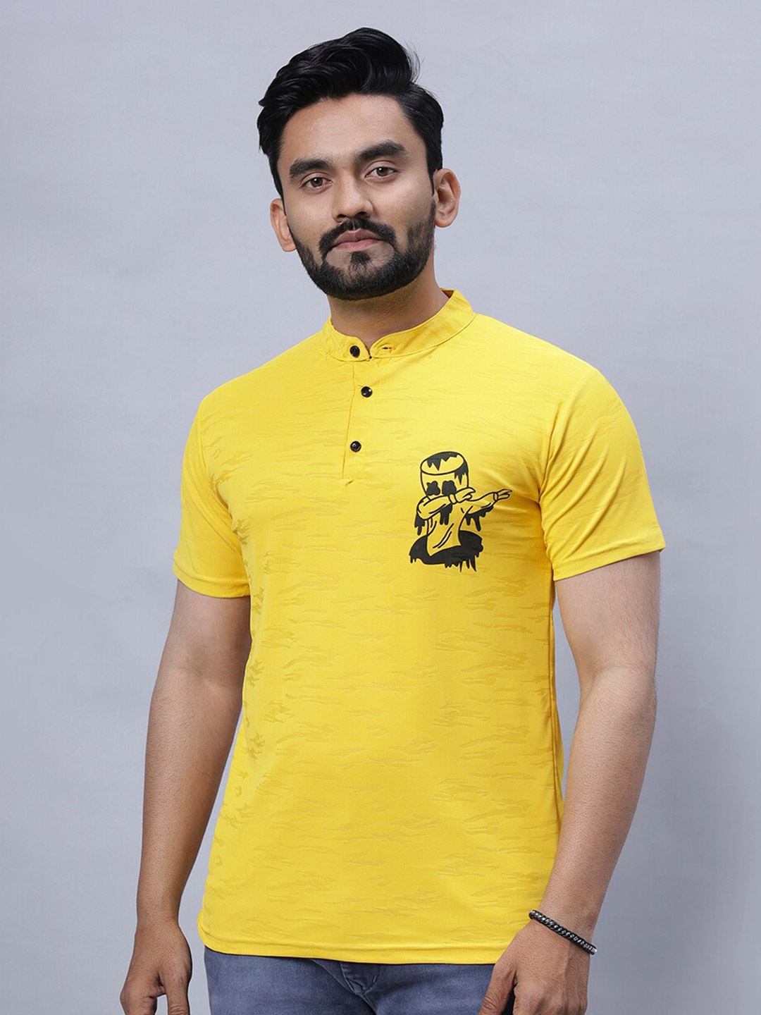

N AND J Mandarin Collar Short Sleeves T-shirt, Yellow