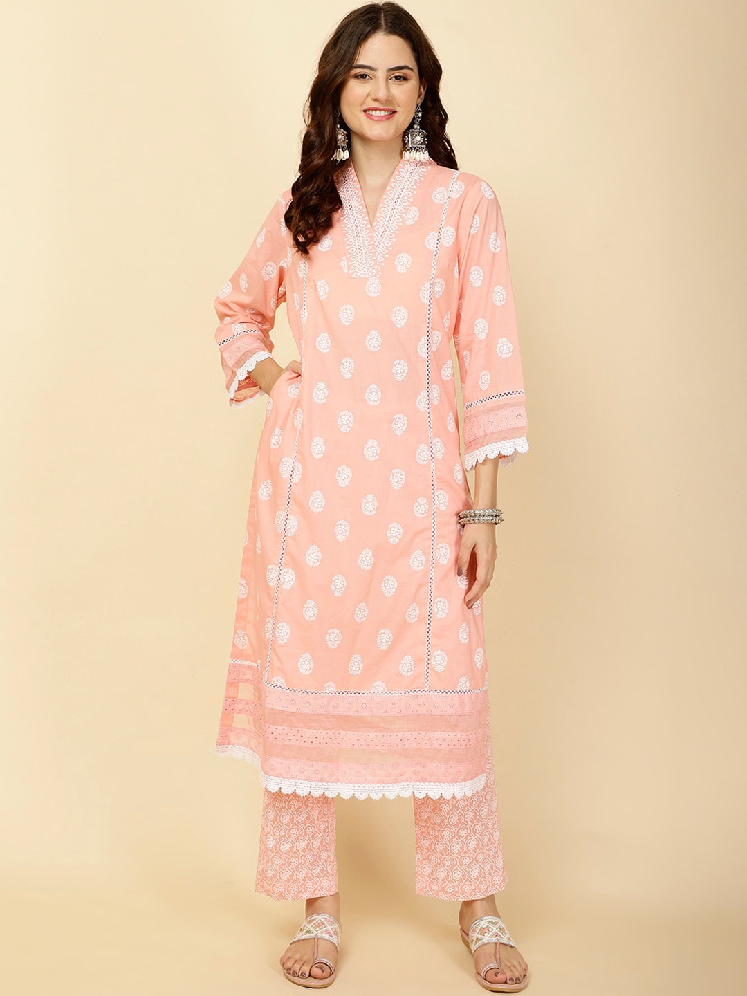 

Meena Bazaar Floral Printed Straight Kurta with Trousers, Peach