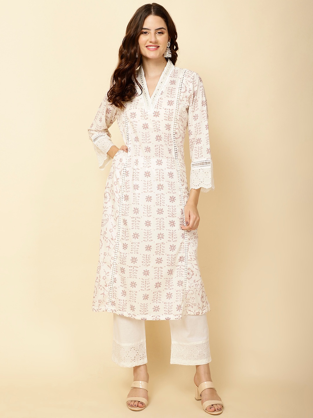 

Meena Bazaar Floral Printed V-Neck Straight Kurta With Trousers, Cream