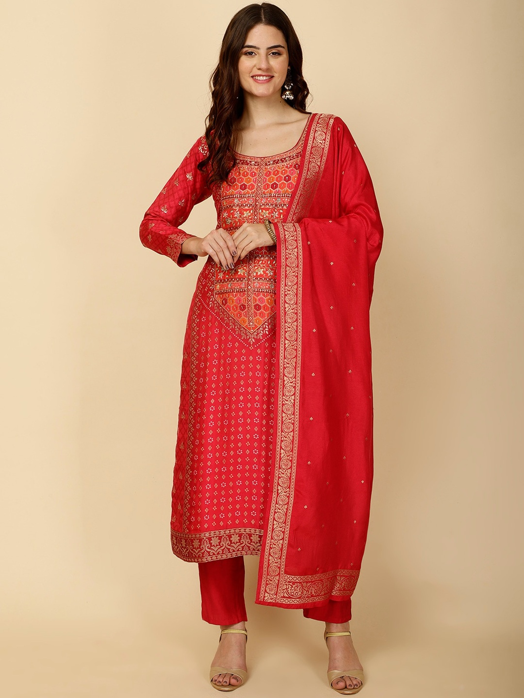 

Meena Bazaar Scoop Neck Long Sleeves Ethnic Printed Straight Kurta with Trouser & Dupatta, Pink