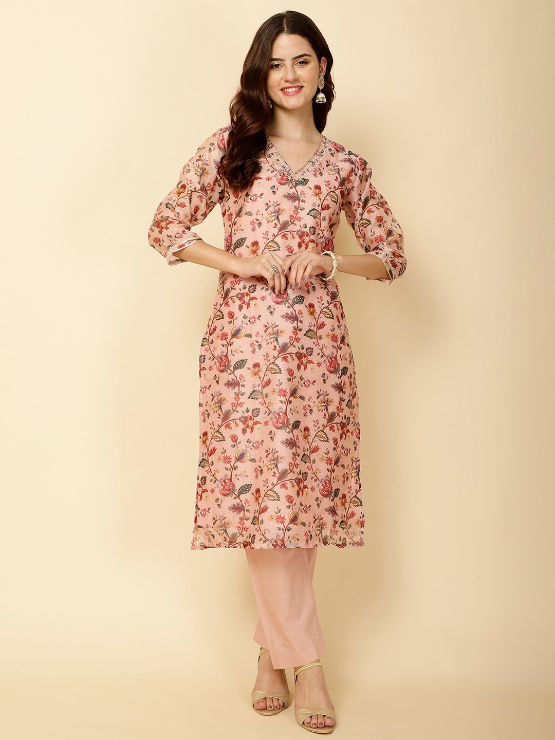 

Meena Bazaar Floral Printed V-Neck Straight Kurta With Trousers, Peach