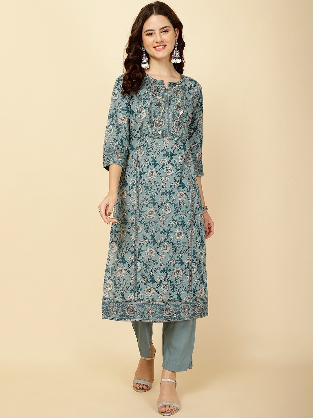 

Meena Bazaar Floral Printed Notch Neck Straight Kurta With Trousers, Blue