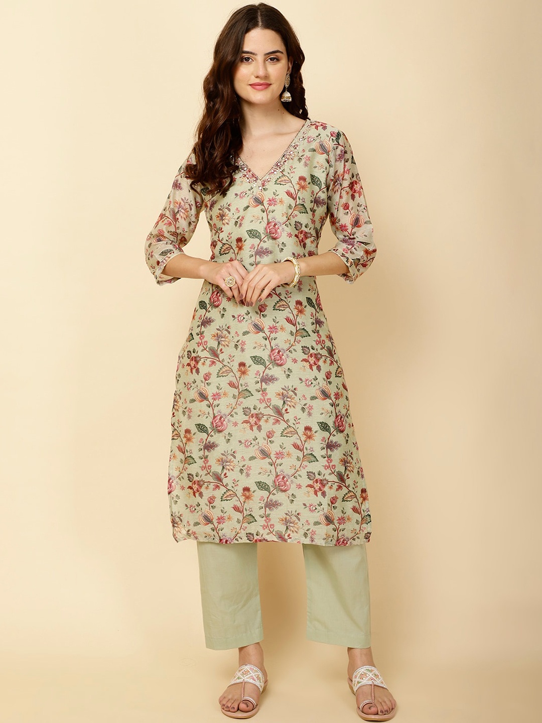 

Meena Bazaar Floral Printed Regular Kurta with Trousers, Green