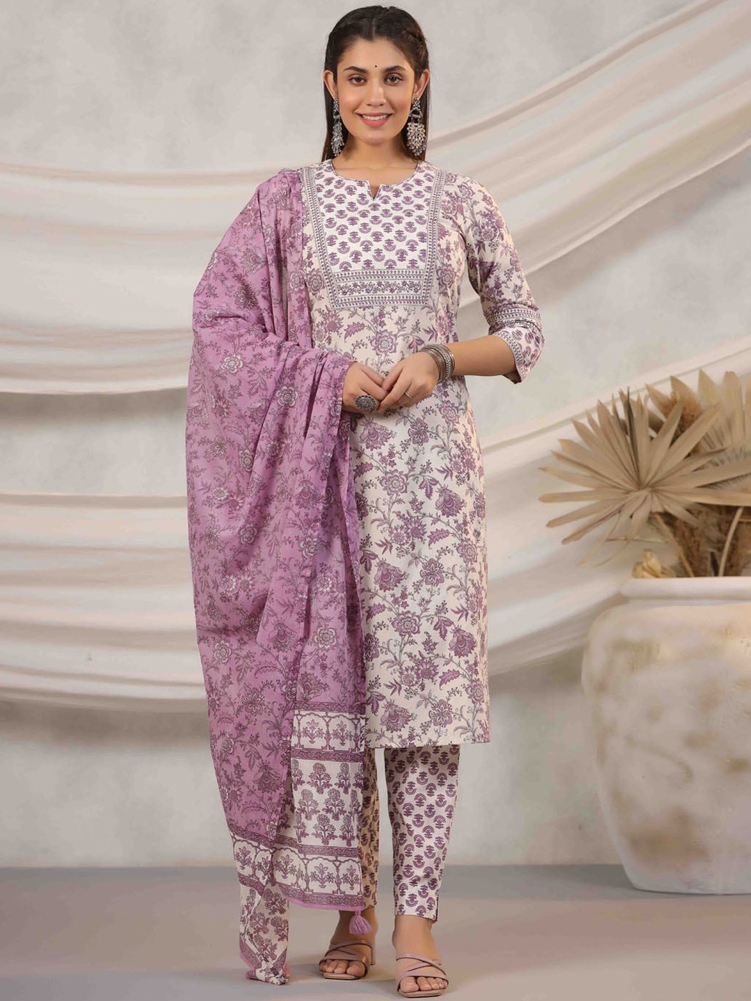 

Meena Bazaar Floral Printed Regular Kurta with Trousers & With Dupatta, Cream