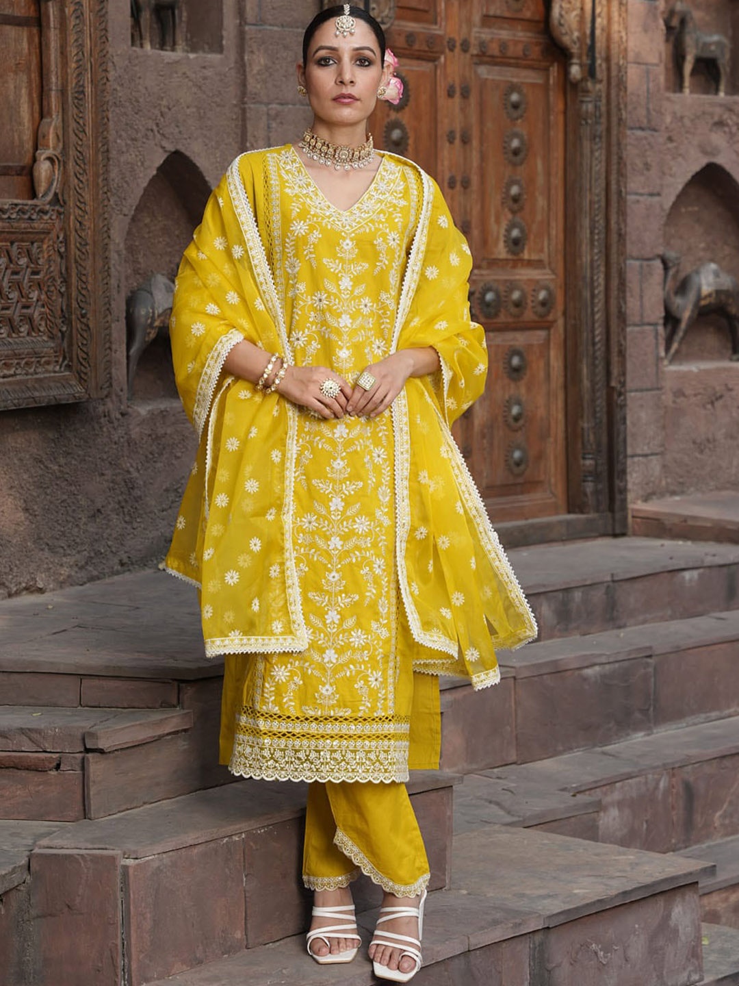 

Meena Bazaar Ethnic Motifs Embroidered Straight Kurta & Trousers With Dupatta, Yellow