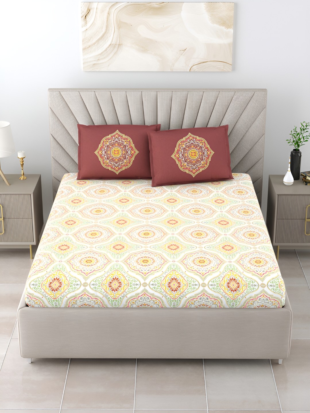 

Salona Bichona Yellow & White Printed Cotton 300 TC King Bedsheet With 2 Pillow Covers