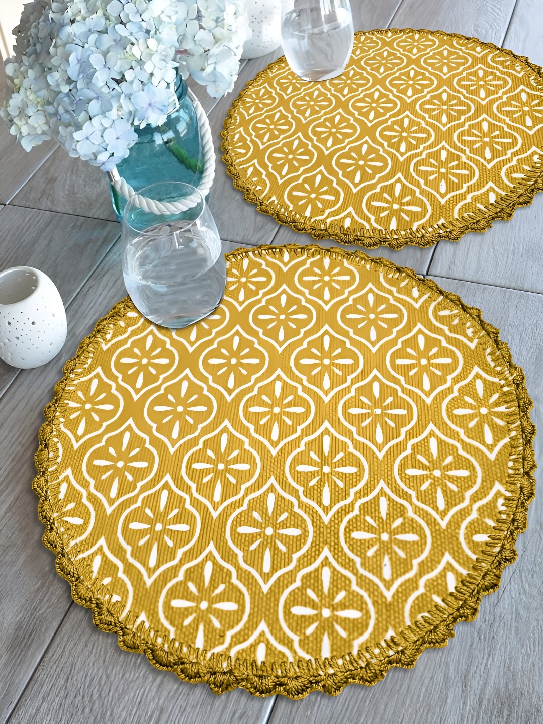 

Saral Home 2-Pcs Yellow & White Printed Cotton Anti Skid Table Placemats