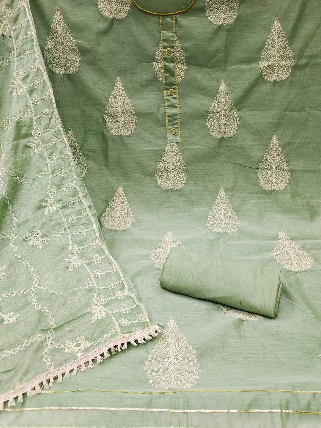 

MAHALASA Embroidered Pure Cotton Unstitched Dress Material, Green