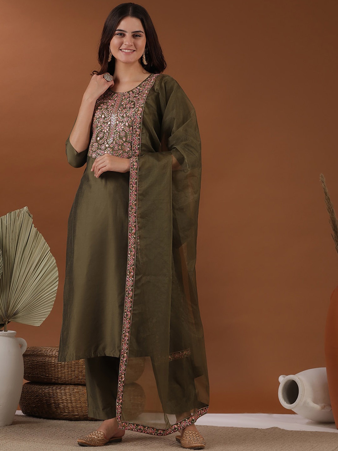 

Inddus Ethnic Motifs Yoke Design Thread Work Pure Silk Straight Kurta Trousers & Dupatta, Green