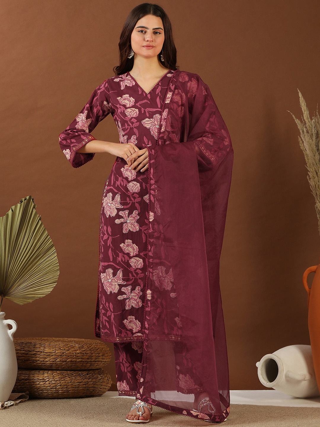 

Inddus Floral Printed V-Neck Straight Kurta with Trousers & With Dupatta, Maroon