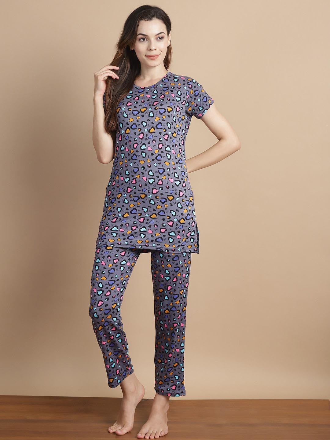 

Jinfo Conversational Printed Round Neck Night suit, Grey