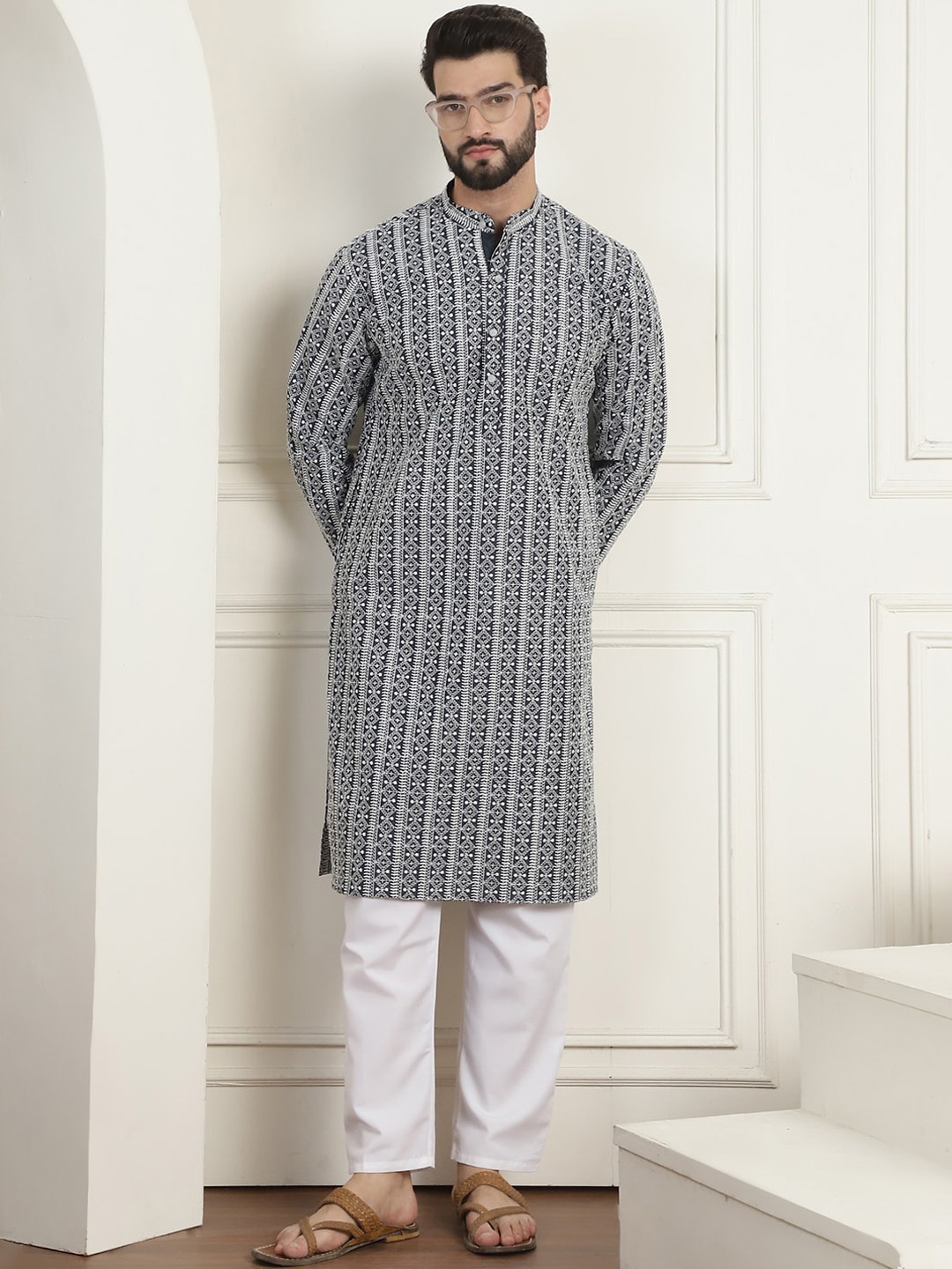 

Anouk Embroidered Pure Cotton Mandarin Collar Long Sleeves Straight Kurta with Churidar, Green