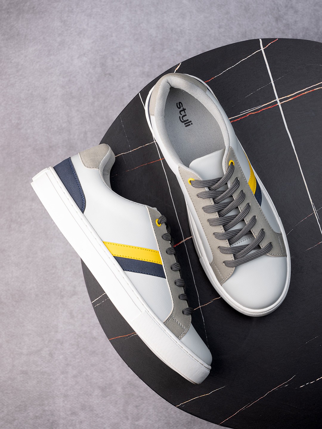 

Styli Men Colourblocked Lace Up Sneakers, Grey