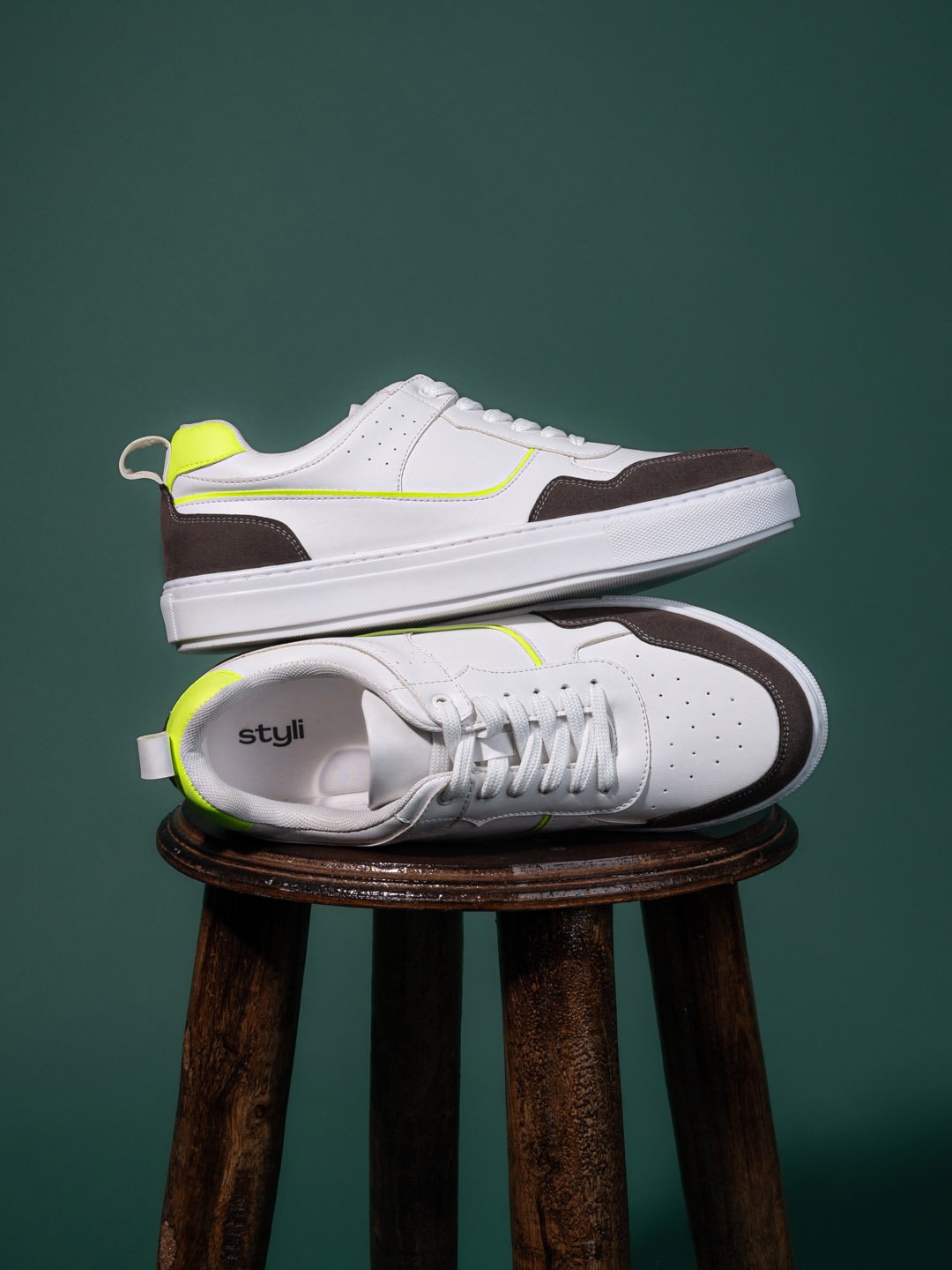 

Styli Men Colourblocked Lace Up Sneakers, White
