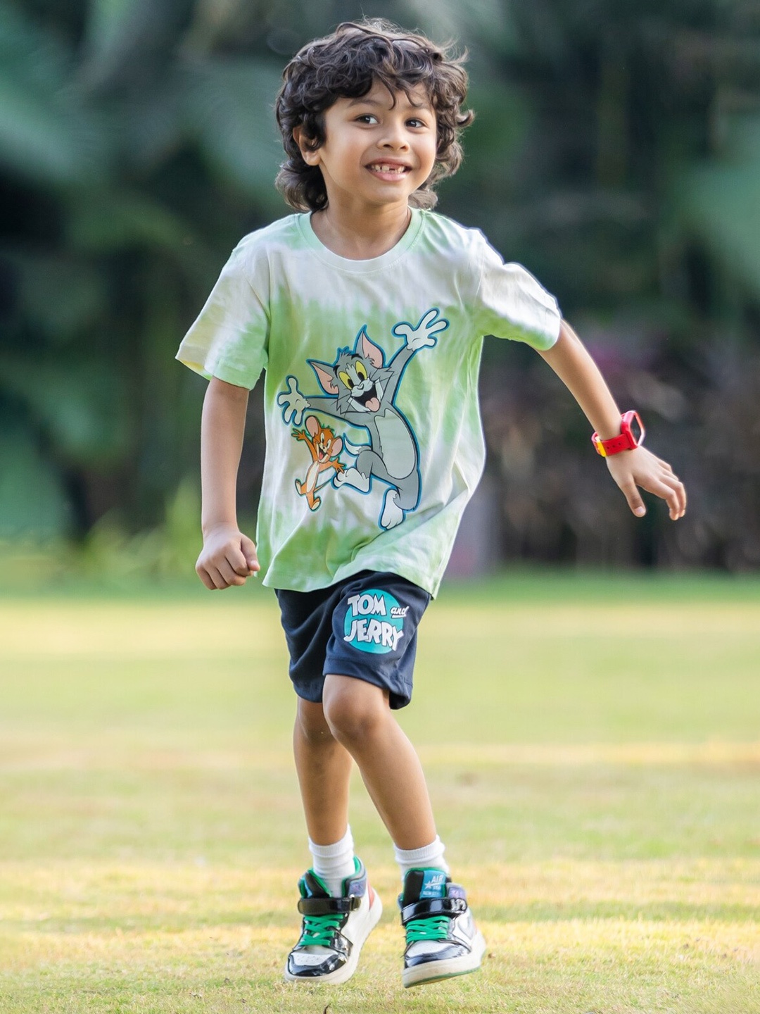 

Nap Chief Kids Tom and Jerry Printed Pure Cotton T-shirt with Shorts, Green