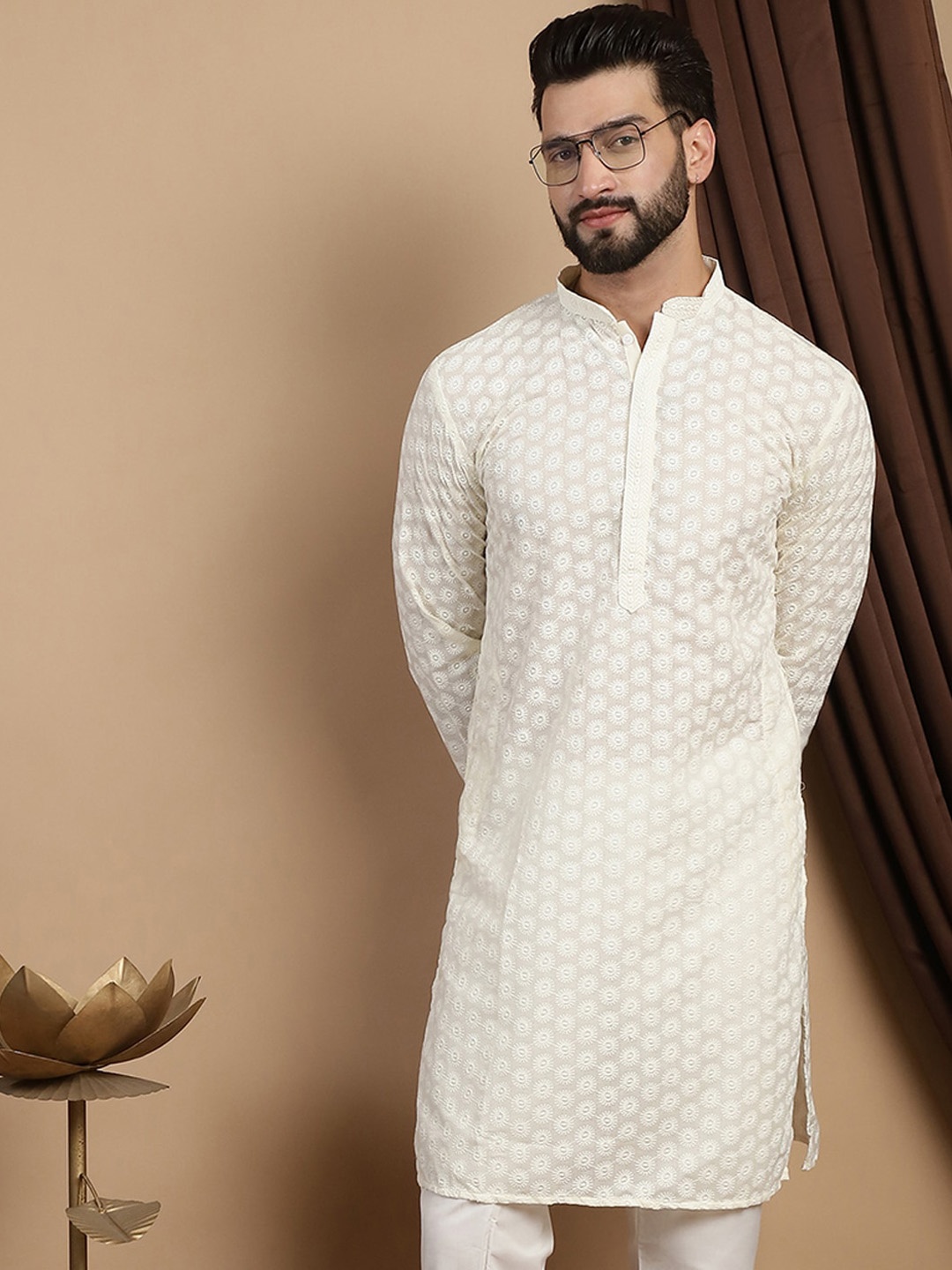 

Anouk Embroidered Mandarin Collar Cotton Straight Kurta, Cream