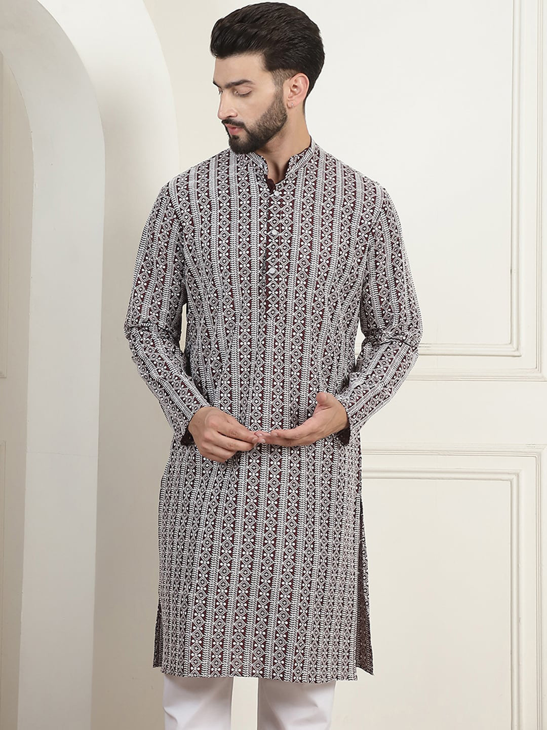 

Anouk Maroon Ethnic Motifs Embroidered Cotton Kurta