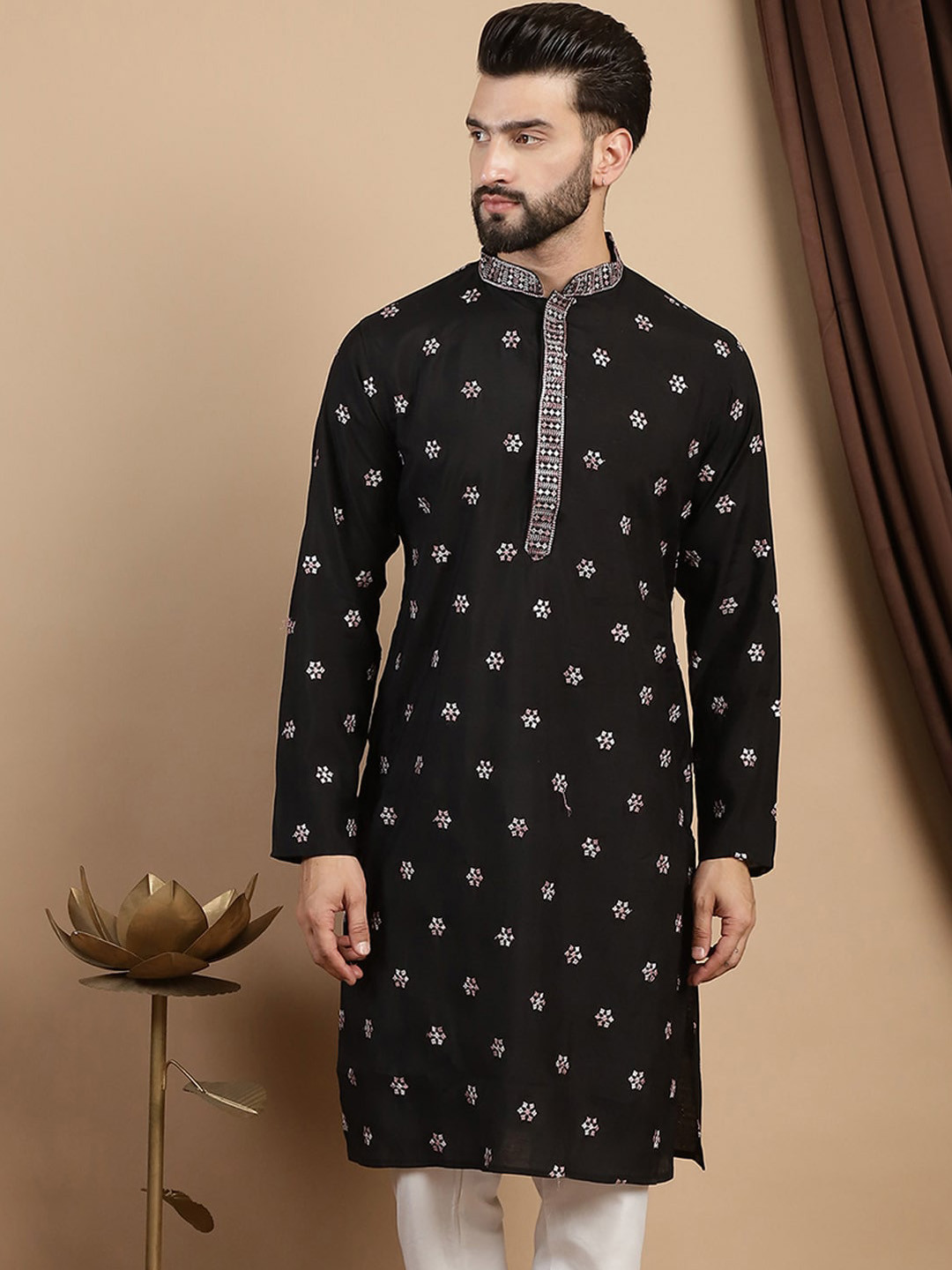 

Anouk Floral Printed Kurta, Black