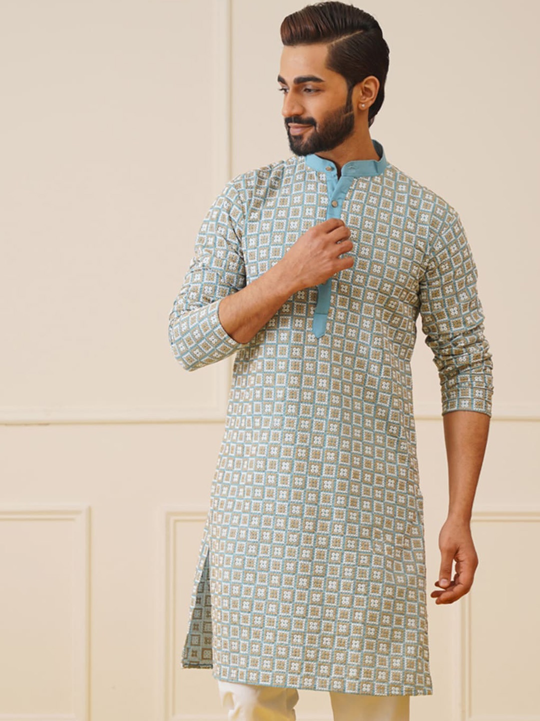 

Jompers Geometric Printed Thread Work Strigth Cotton Kurta, Blue