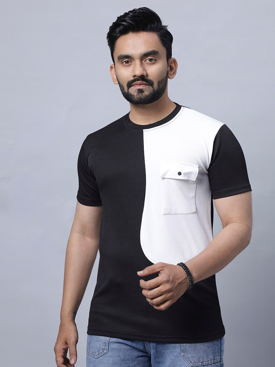 

N AND J Round Neck Flap Pocket Cotton Casual T-shirt, Black