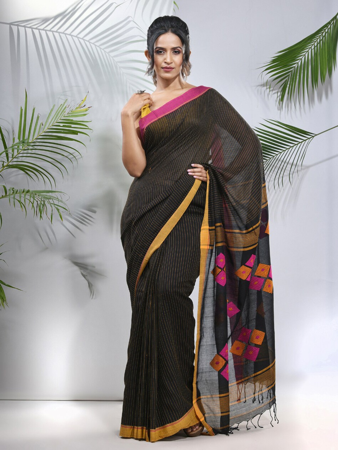 

Charukriti Striped Pure Cotton Saree, Black