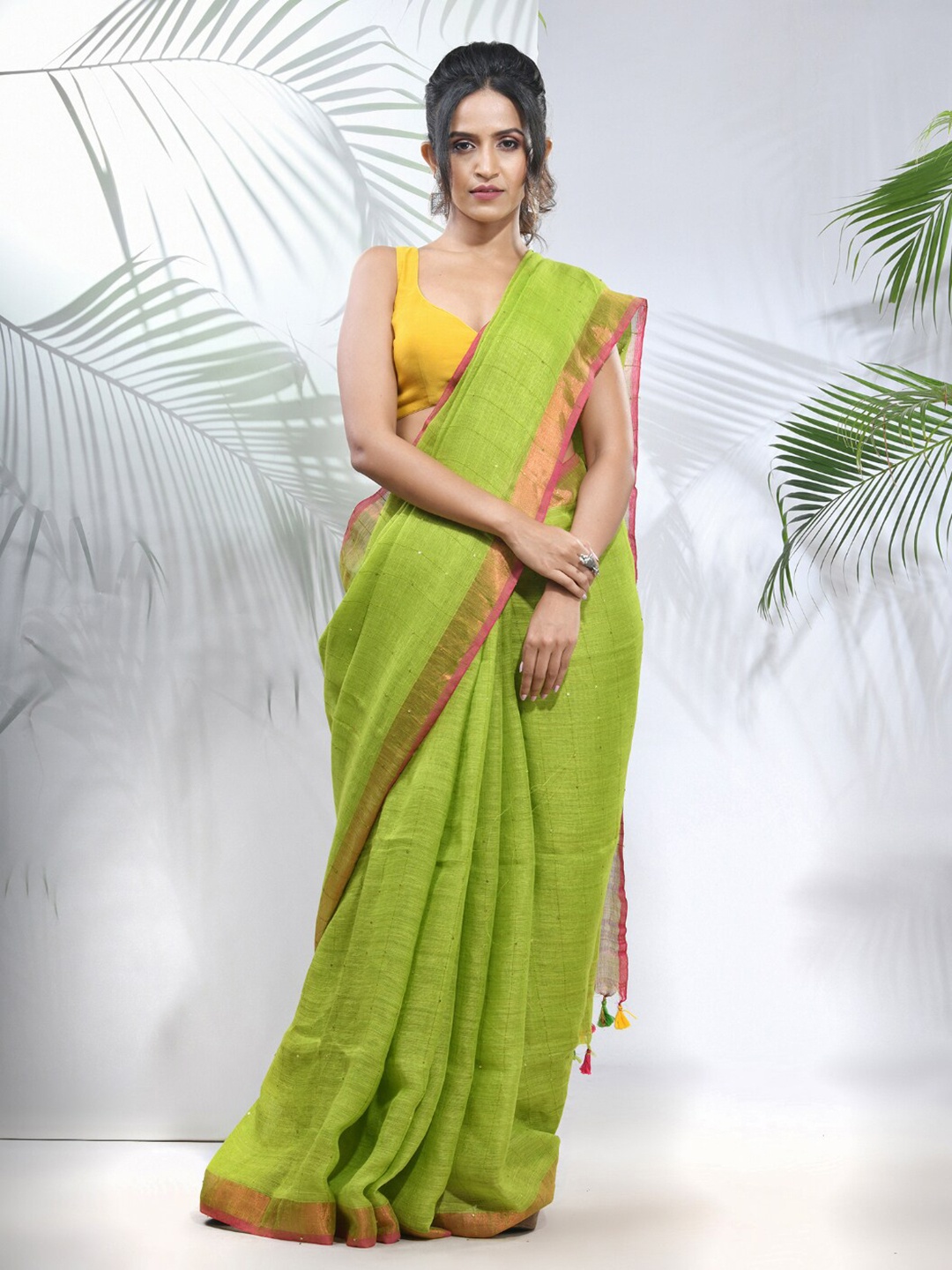 

Charukriti Embellished Sequinned Pure Linen Saree, Green