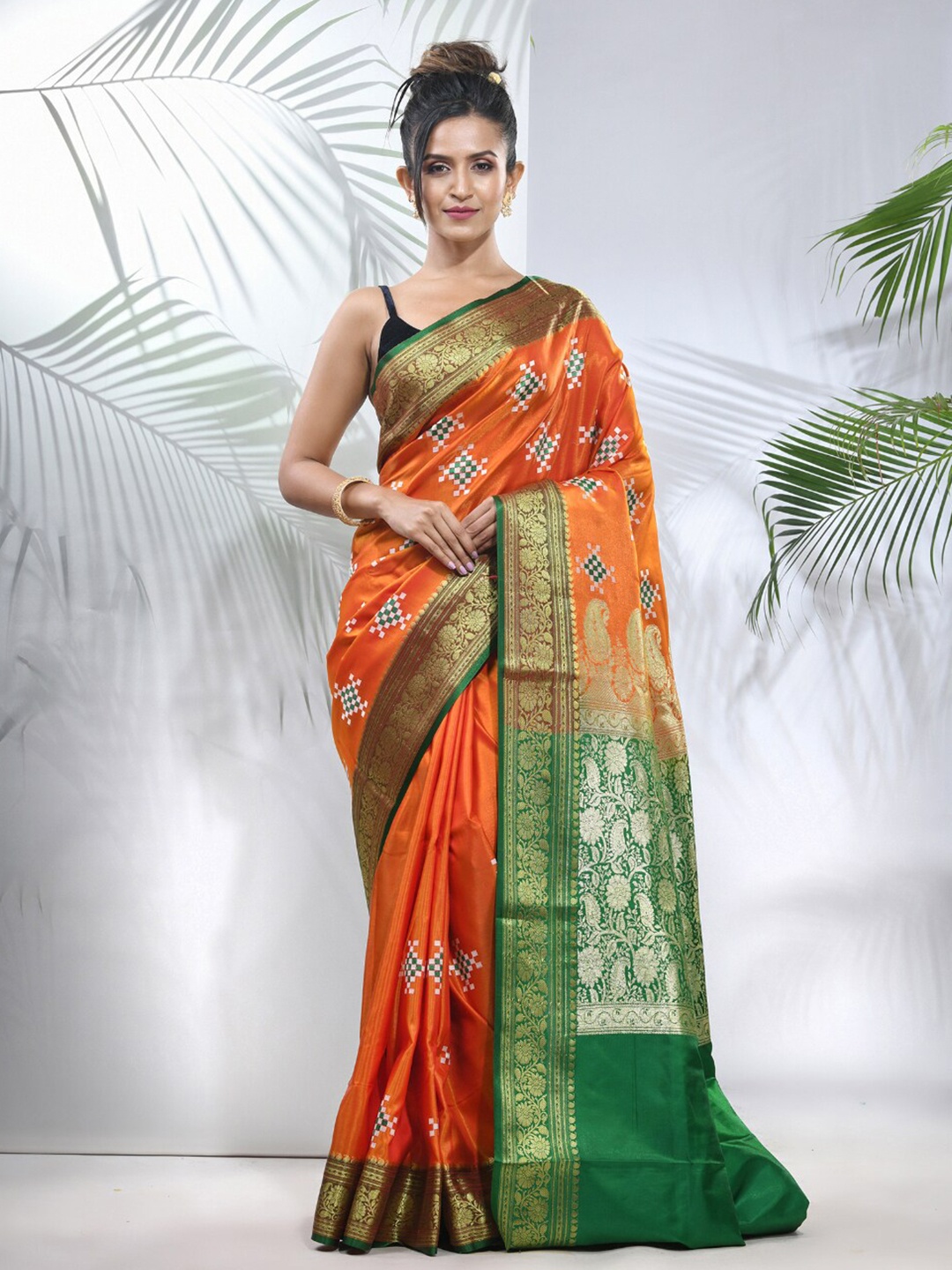 

Charukriti Ethnic Motifs Zari Saree, Orange