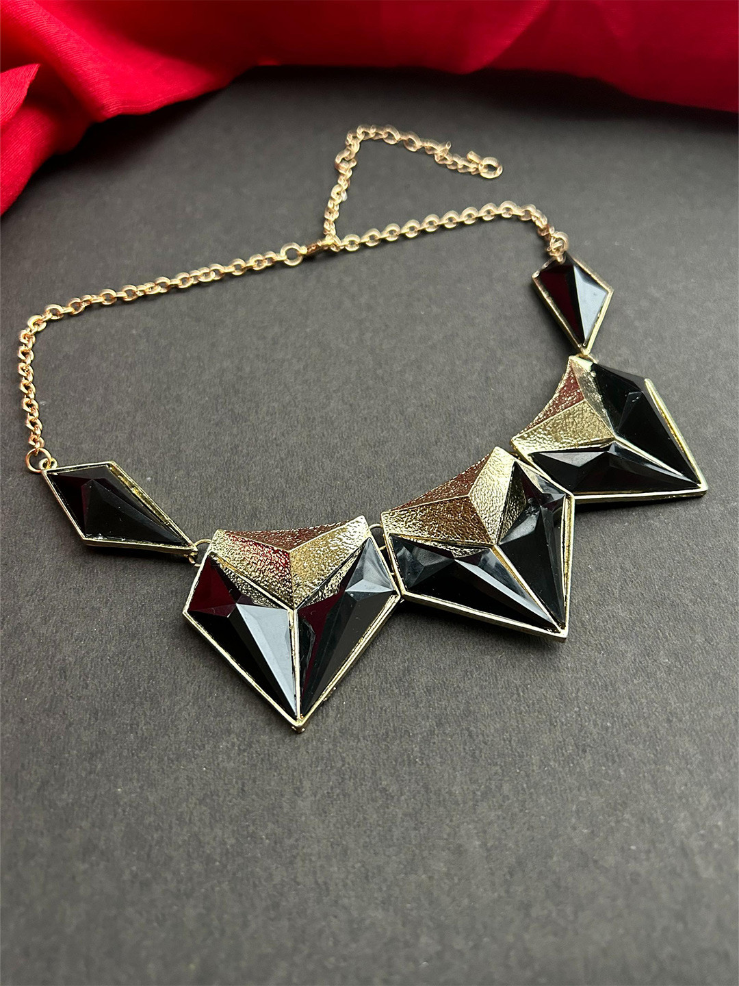 

FIROZA Artificial Stones Studded Necklace, Black