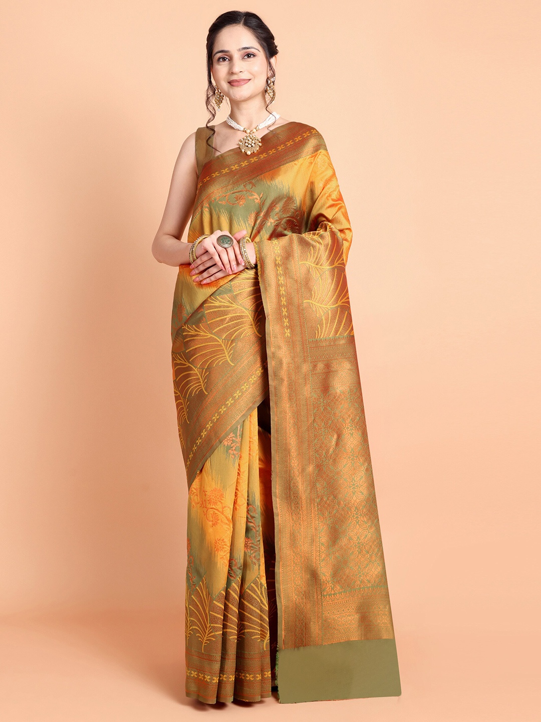 

Taslar Floral Woven Design Zari Silk Cotton Banarasi Saree, Gold