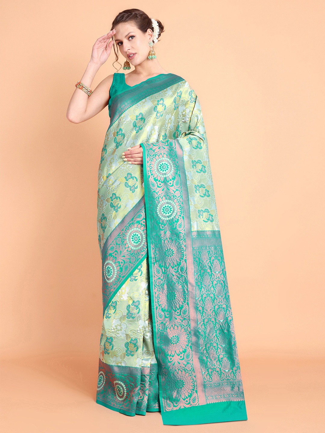 

Taslar Floral Woven Design Zari Silk Cotton Banarasi Saree, Blue