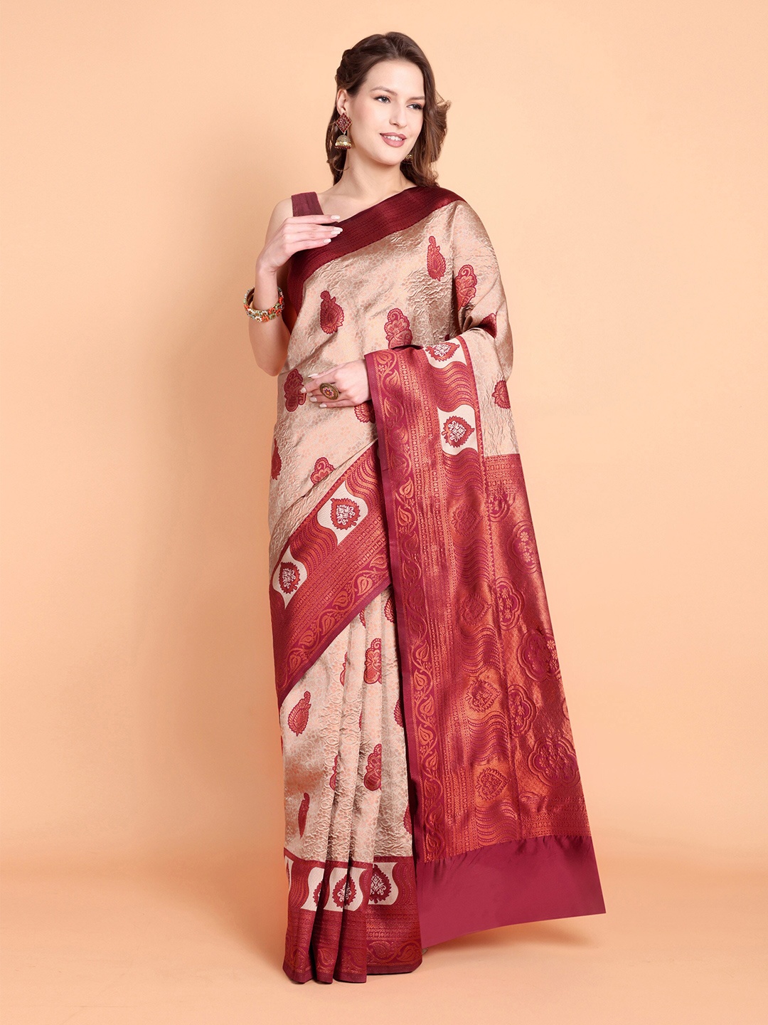

Taslar Floral Woven Design Zari Silk Cotton Banarasi Saree, Beige
