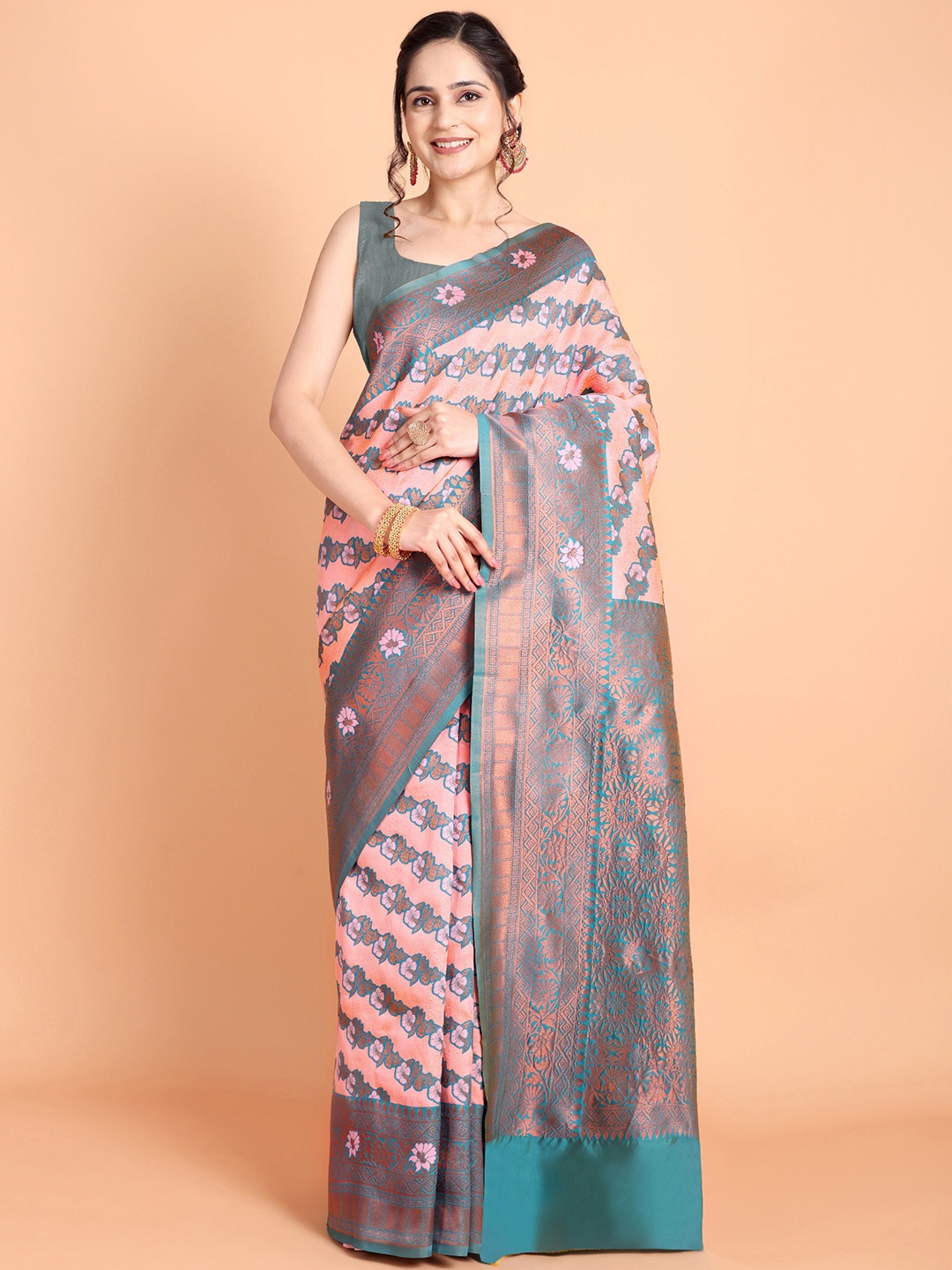 

Taslar Woven Design Zari Silk Cotton Banarasi Saree, Peach