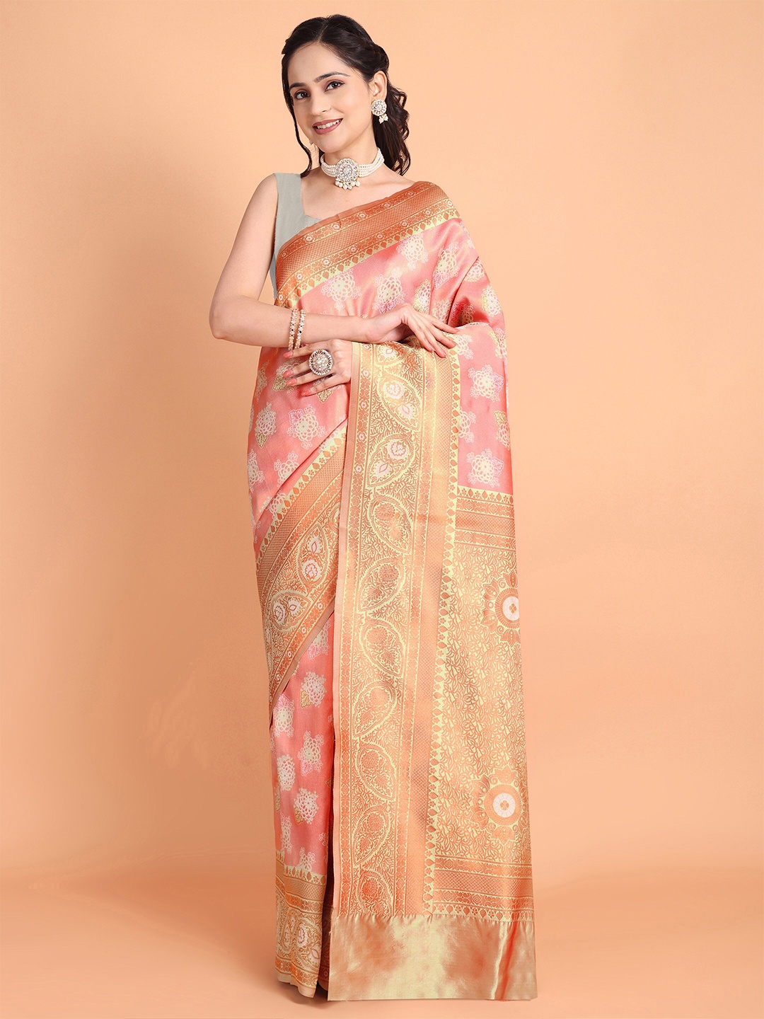 

Taslar Floral Zari Silk Cotton Banarasi Saree, Pink