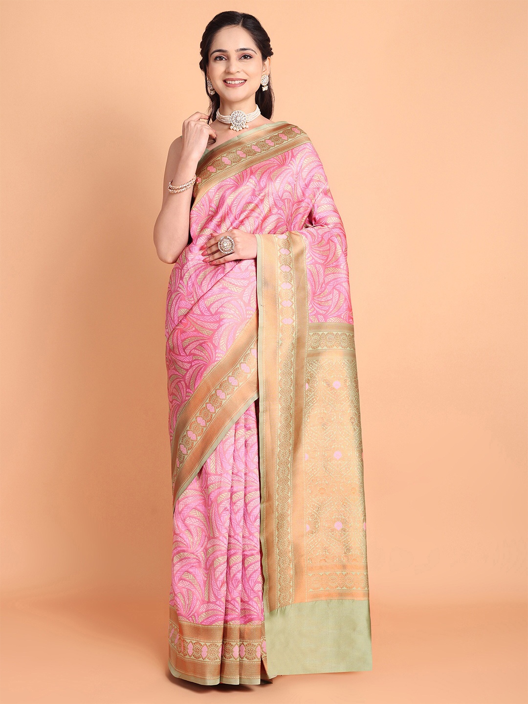 

Taslar Floral Woven Design Zari Silk Cotton Banarasi Saree, Pink