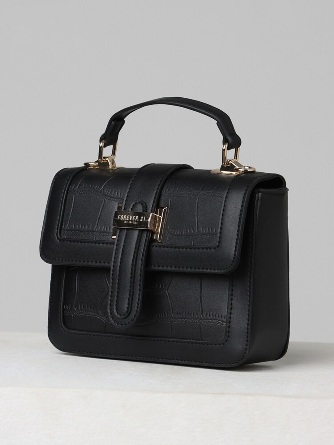 

FOREVER 21 Textured Structured Handheld Bag, Black