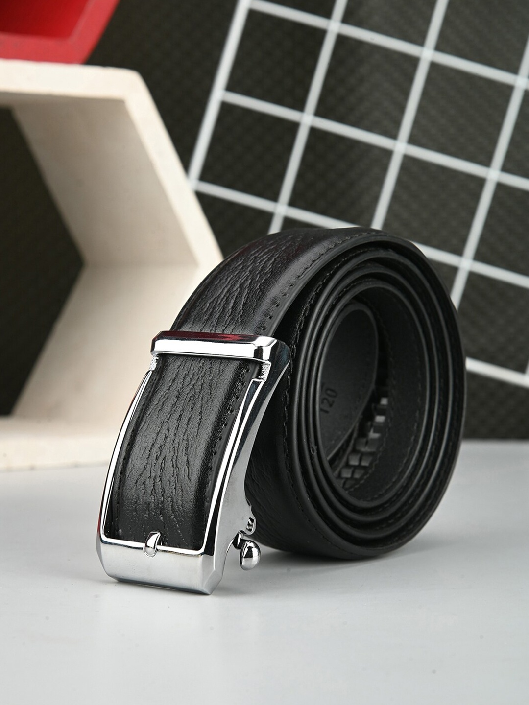 

BuckleUp Men Textured Formal Belt, Black