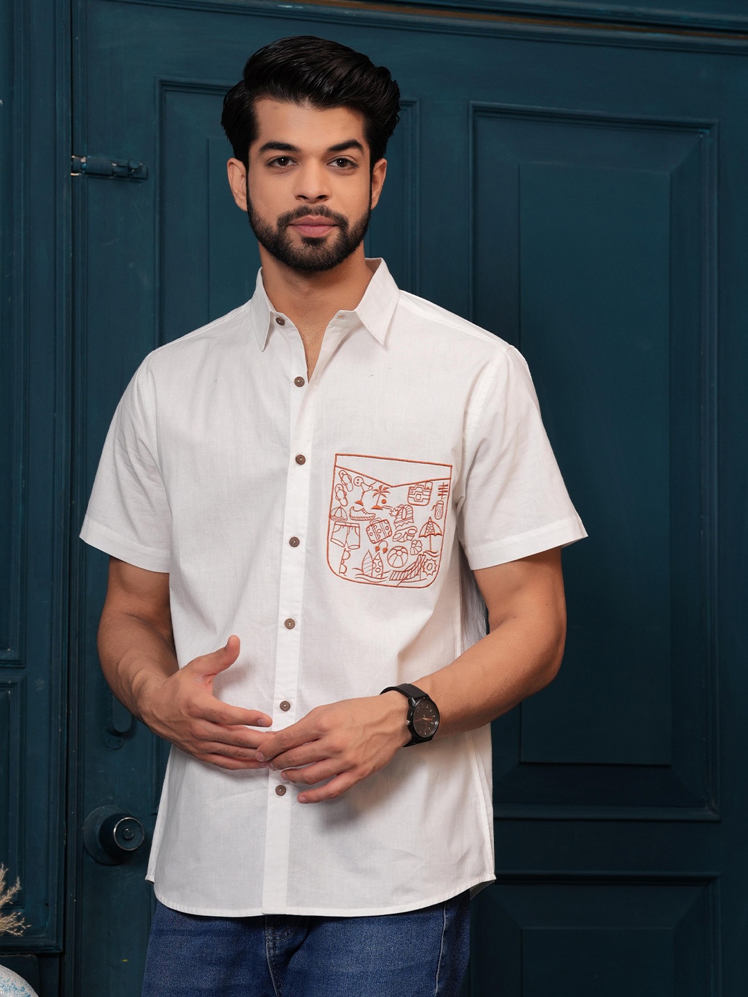 

Hatheli Straight Cotton Casual Regular Fit Shirt, White