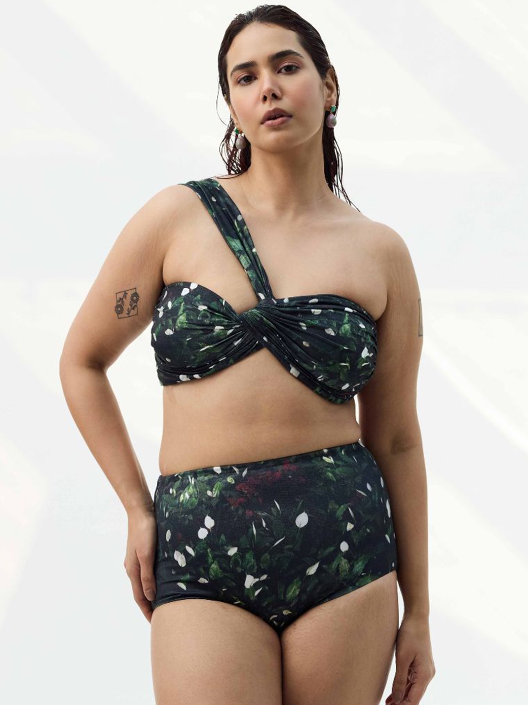 

NADI NADI Printed Two Piece One Shoulder Bikini Swim Set, Green
