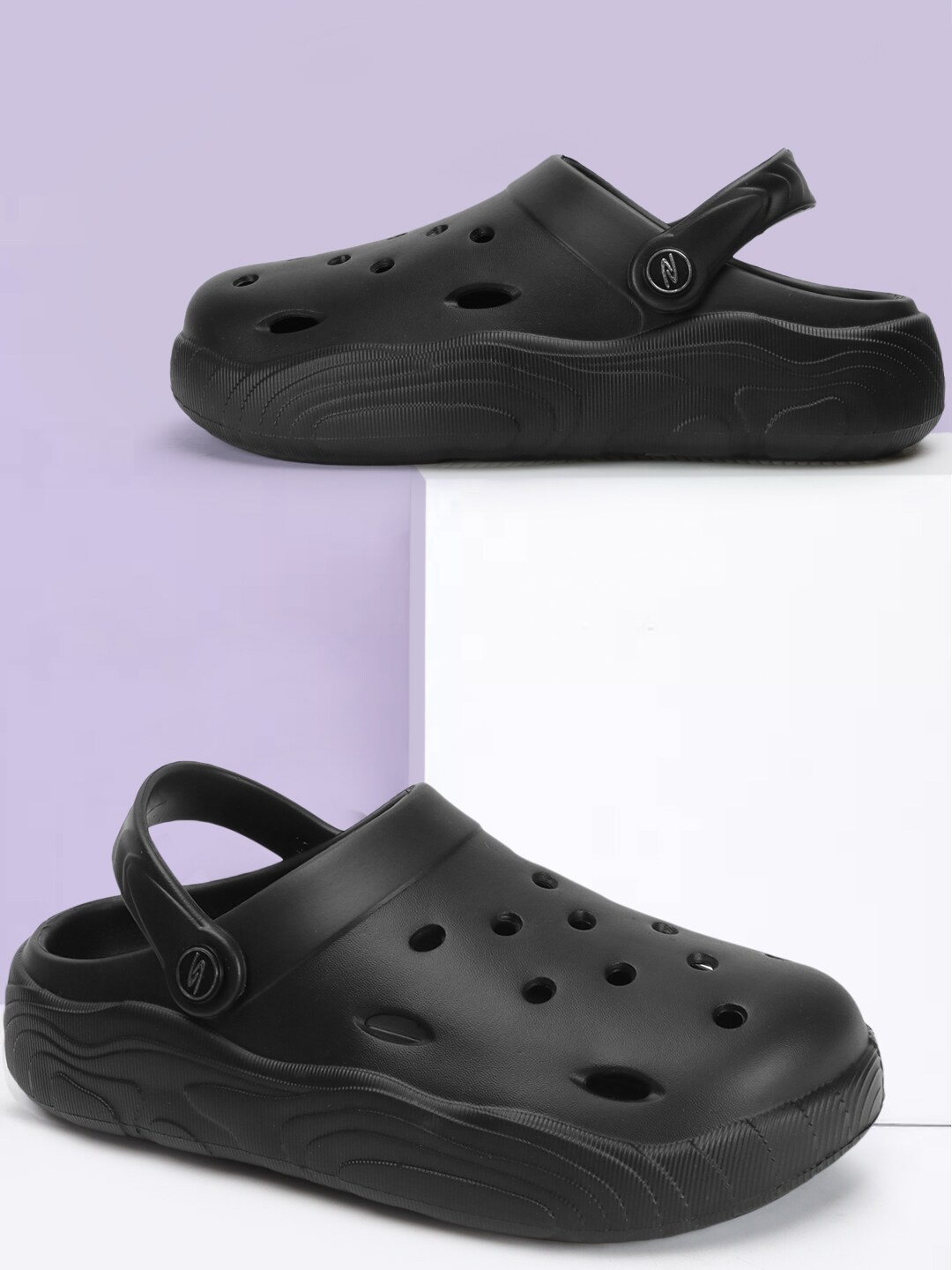

The Roadster Lifestyle Co. Women Black Clogs