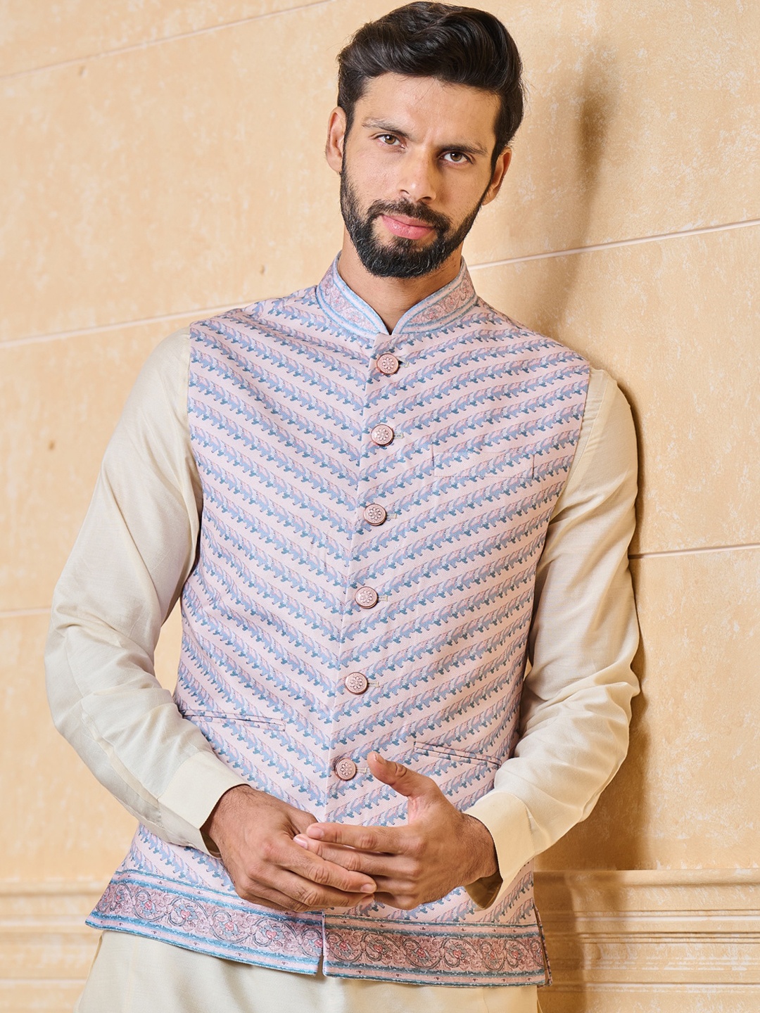 

Tasva Printed Mandarin Collar Nehru Jacket, White