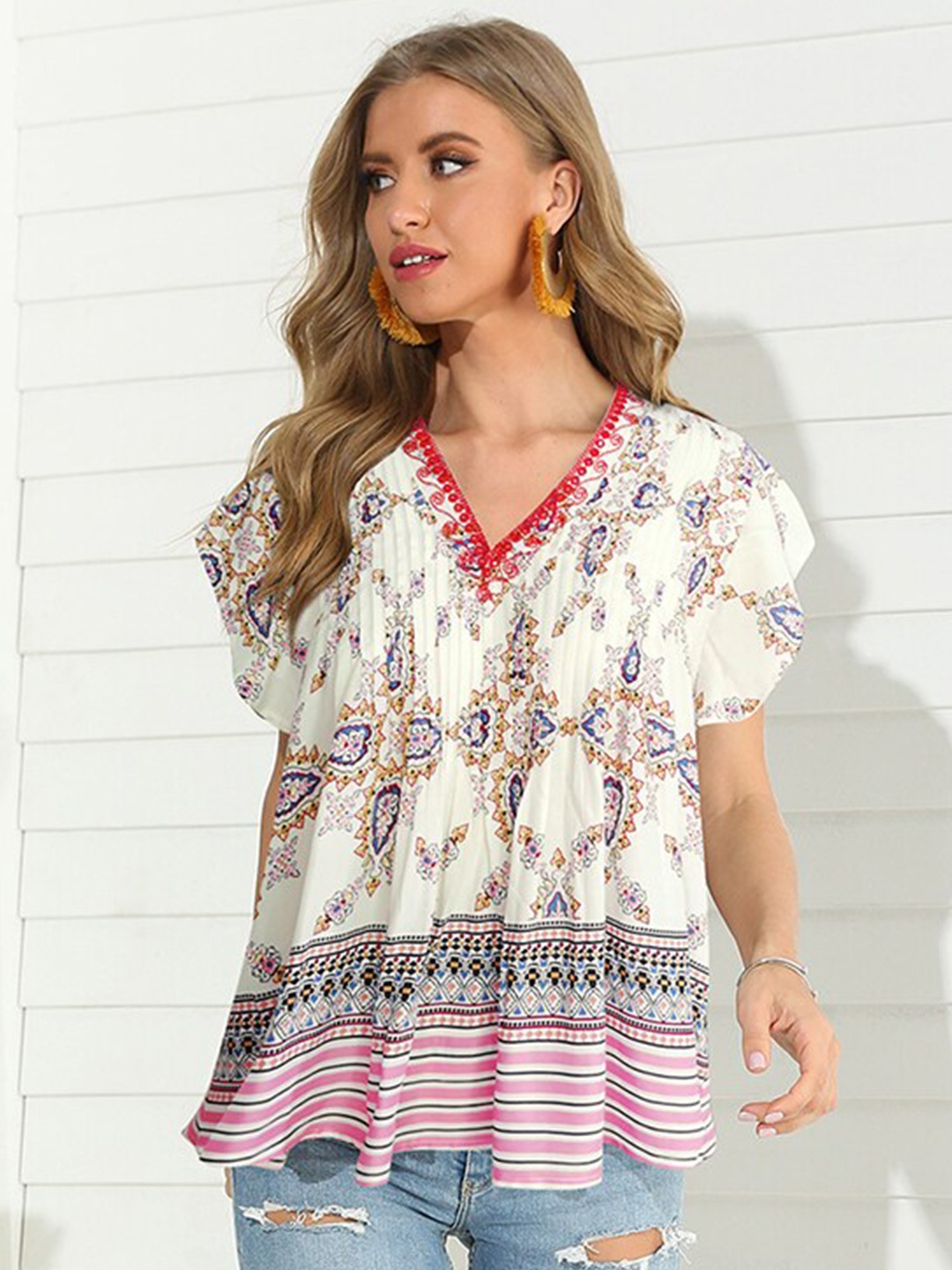 

StyleCast x Revolte Floral Print Extended Sleeves Regular Top, Pink