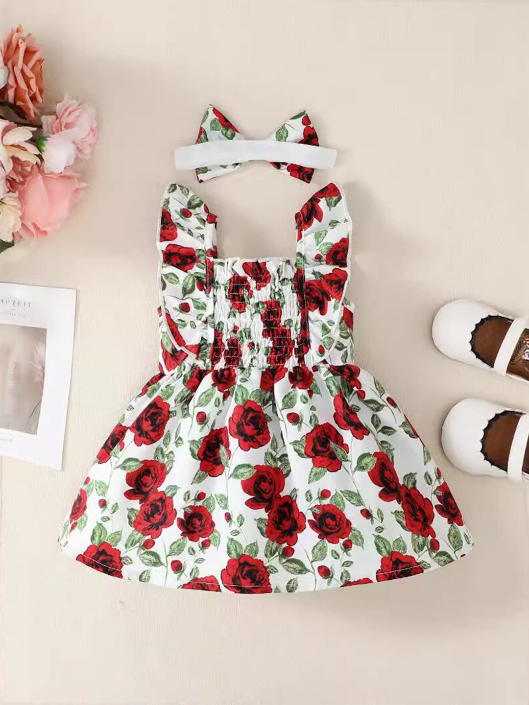 

StyleCast x Revolte Girls Red Square Neck Floral Print Maxi Dress