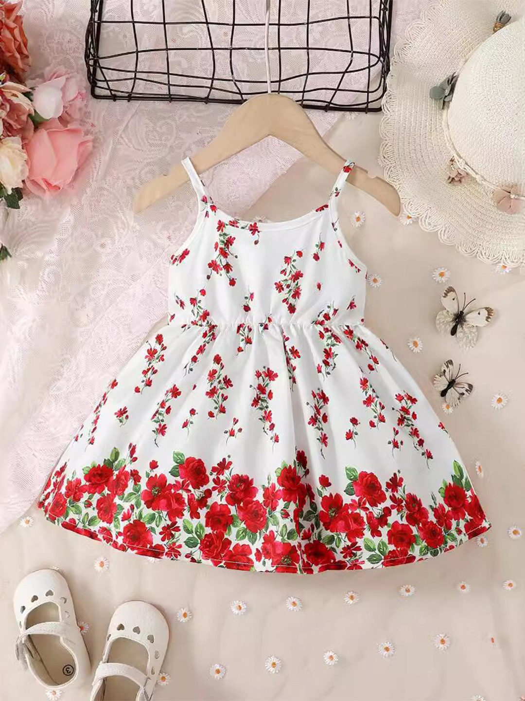 

StyleCast x Revolte Girls White Shoulder Straps Floral Print Fit & Flare Dress