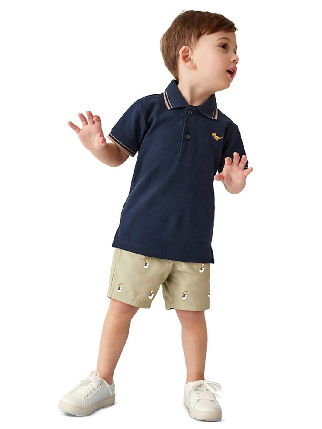 

StyleCast x Revolte Boys Navy Blue Polo Collar Top with Shorts